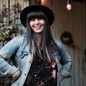 Meet your Posher, Beth